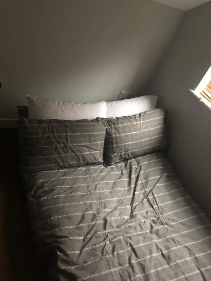 Bachelor Road Apartment Harrogate